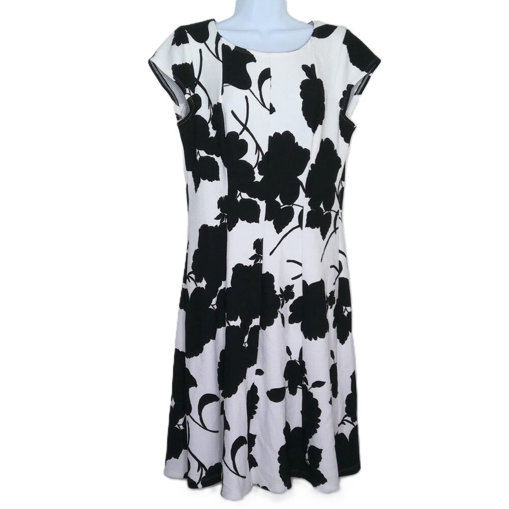 Robbie Bee Black & White Floral Dress Career / Casual Stretch Fit & Flare Sz L